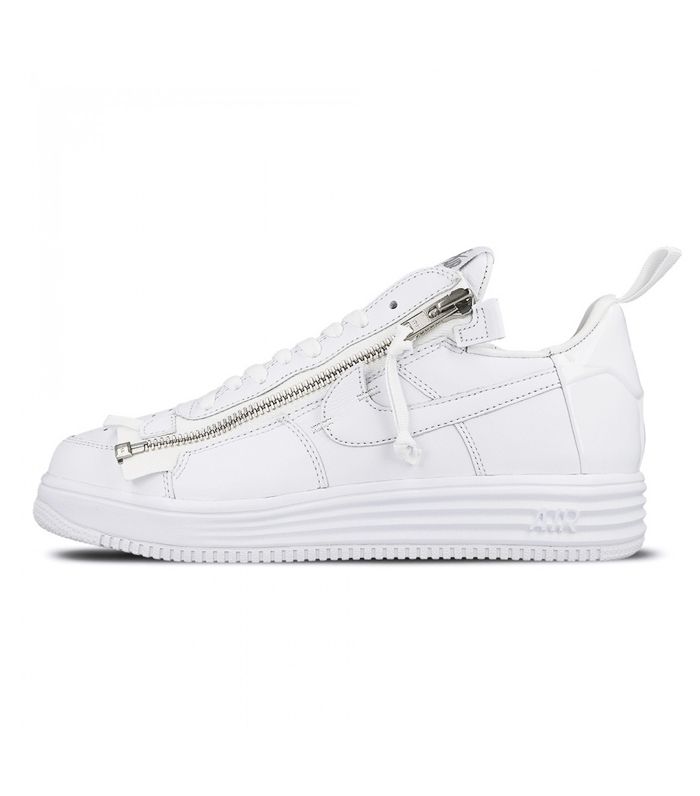 Female Sneakerheads: The Cool Women Who Are Obsessed With Trainers