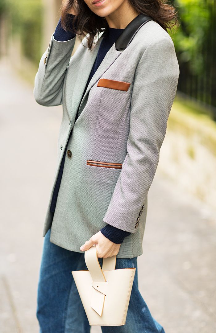 French Women Don't Wear These 3 Things in Winter