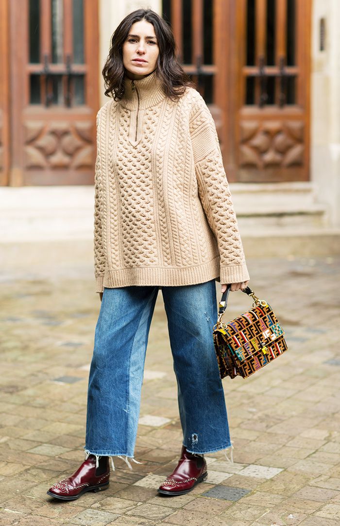 French Women Don't Wear These 3 Things in Winter