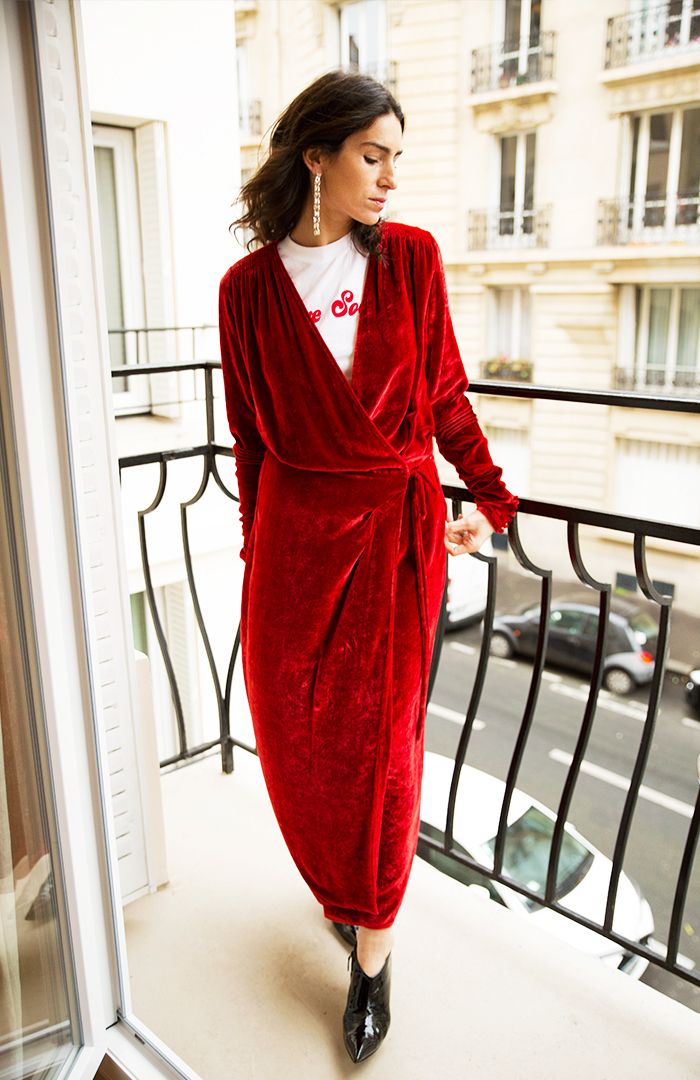 French Women Don't Wear These 3 Things in Winter