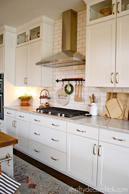 A tour of our (new!) Christmas home from Thrifty Decor Chick