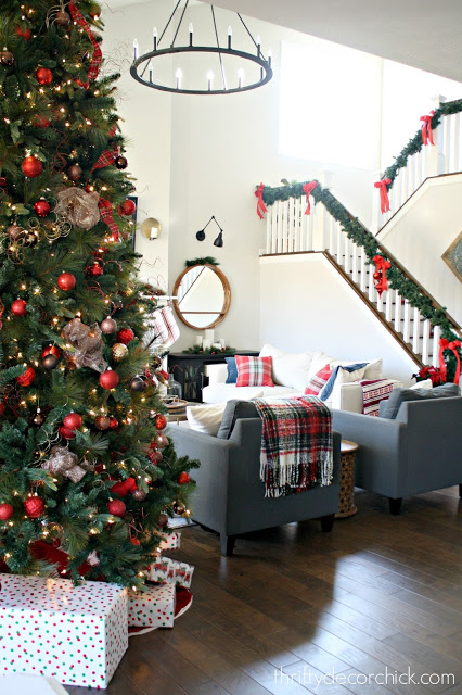 A tour of our (new!) Christmas home from Thrifty Decor Chick