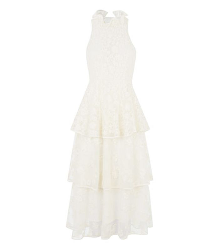 Even the Most Classic Bride Will Be Tempted by 2018's Wedding Dress Trends