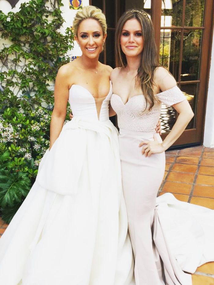17 Celebrity Bridesmaids That Looked Incredible but Didn't Show Up the Bride