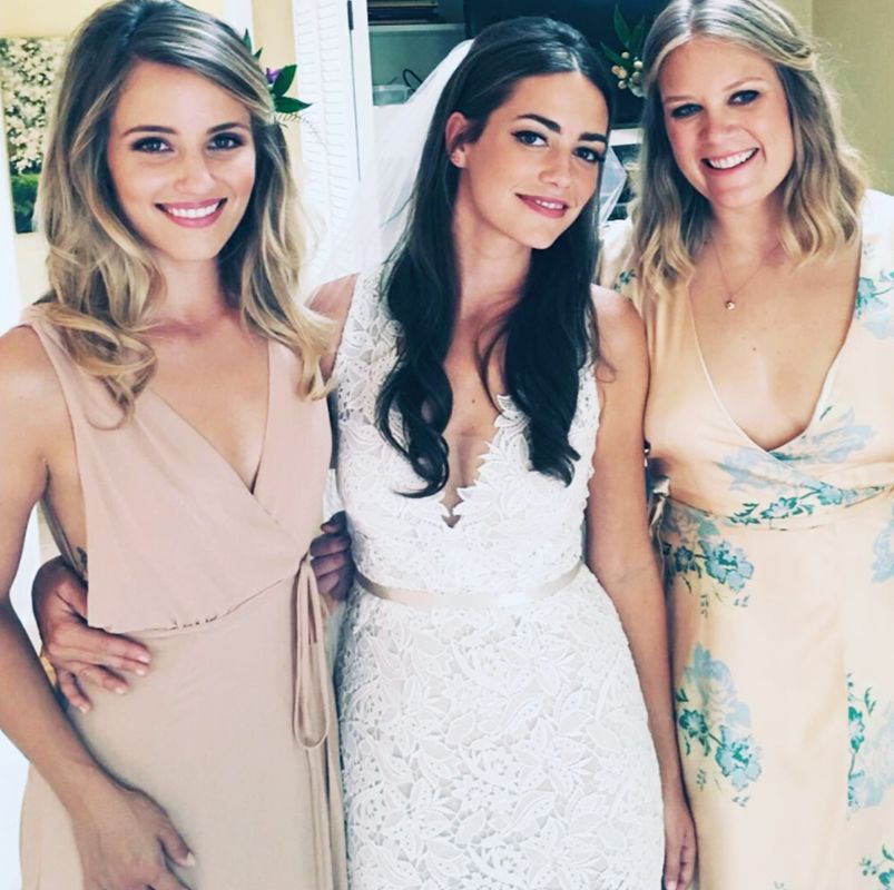 17 Celebrity Bridesmaids That Looked Incredible but Didn't Show Up the Bride