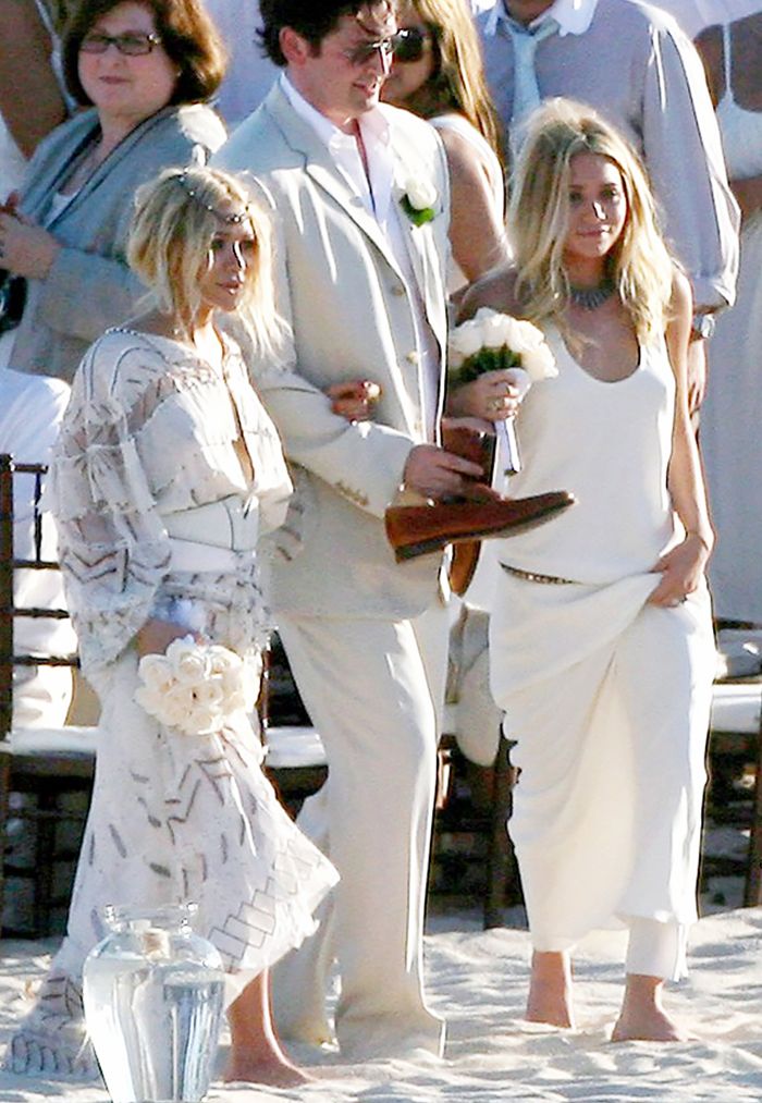 17 Celebrity Bridesmaids That Looked Incredible but Didn't Show Up the Bride