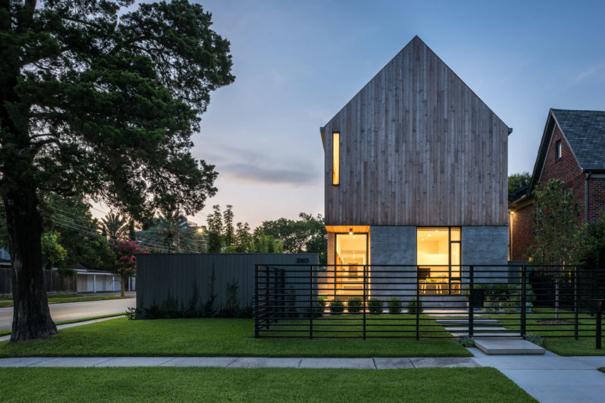 Magnificent Collaborative Work Results in this Modern and Elegant Home