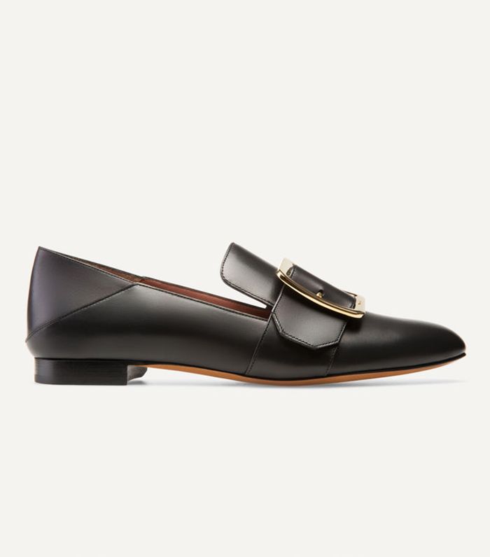 What to Wear to an Interview: 9 Looks to Score Your Dream Job
