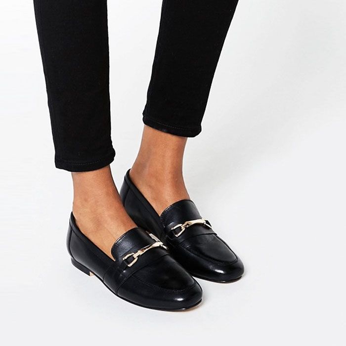 The Shoe Styles That Make Jeans Work-Appropriate