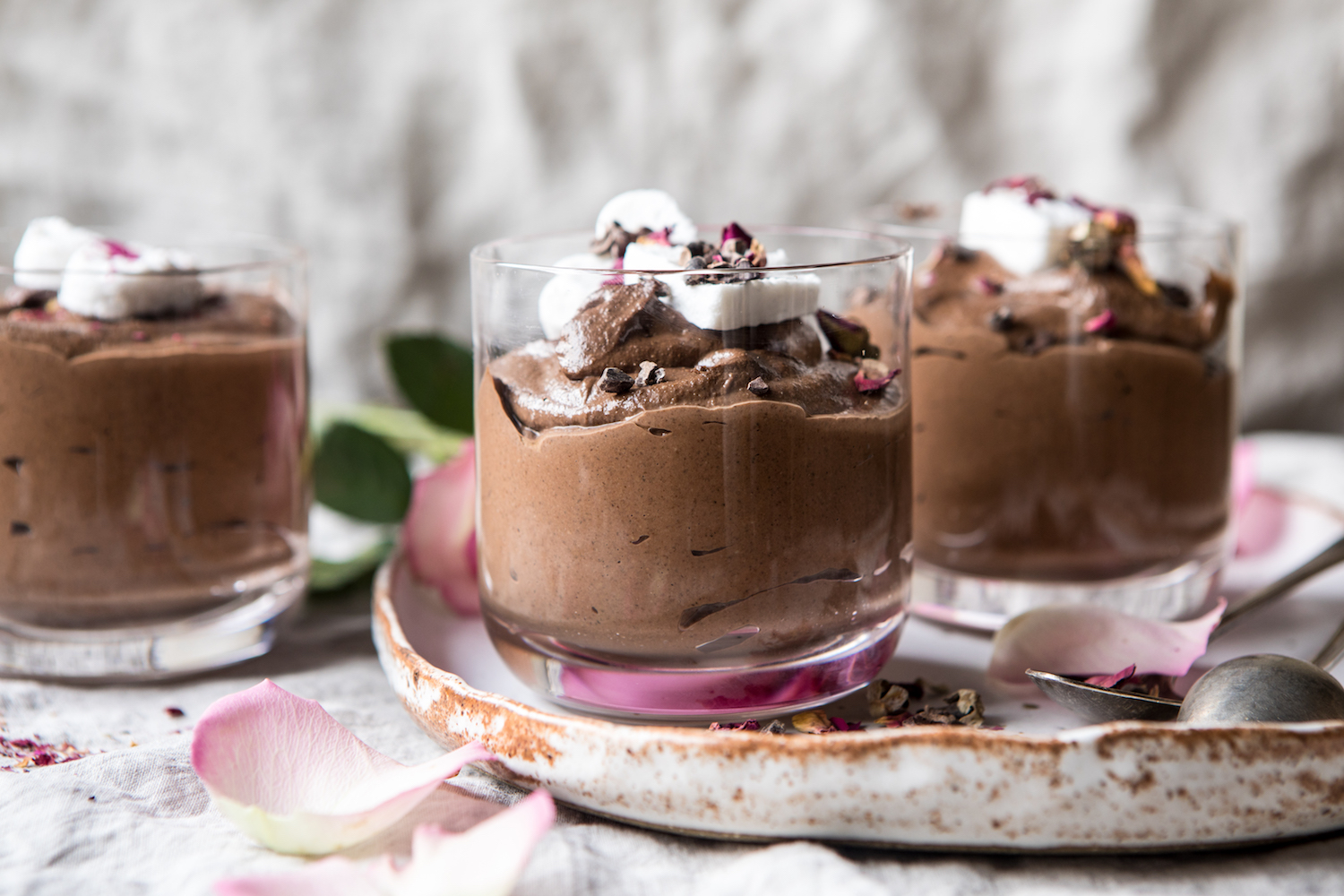 Vegan Chocolate Chia Mousse – The Chriselle Factor