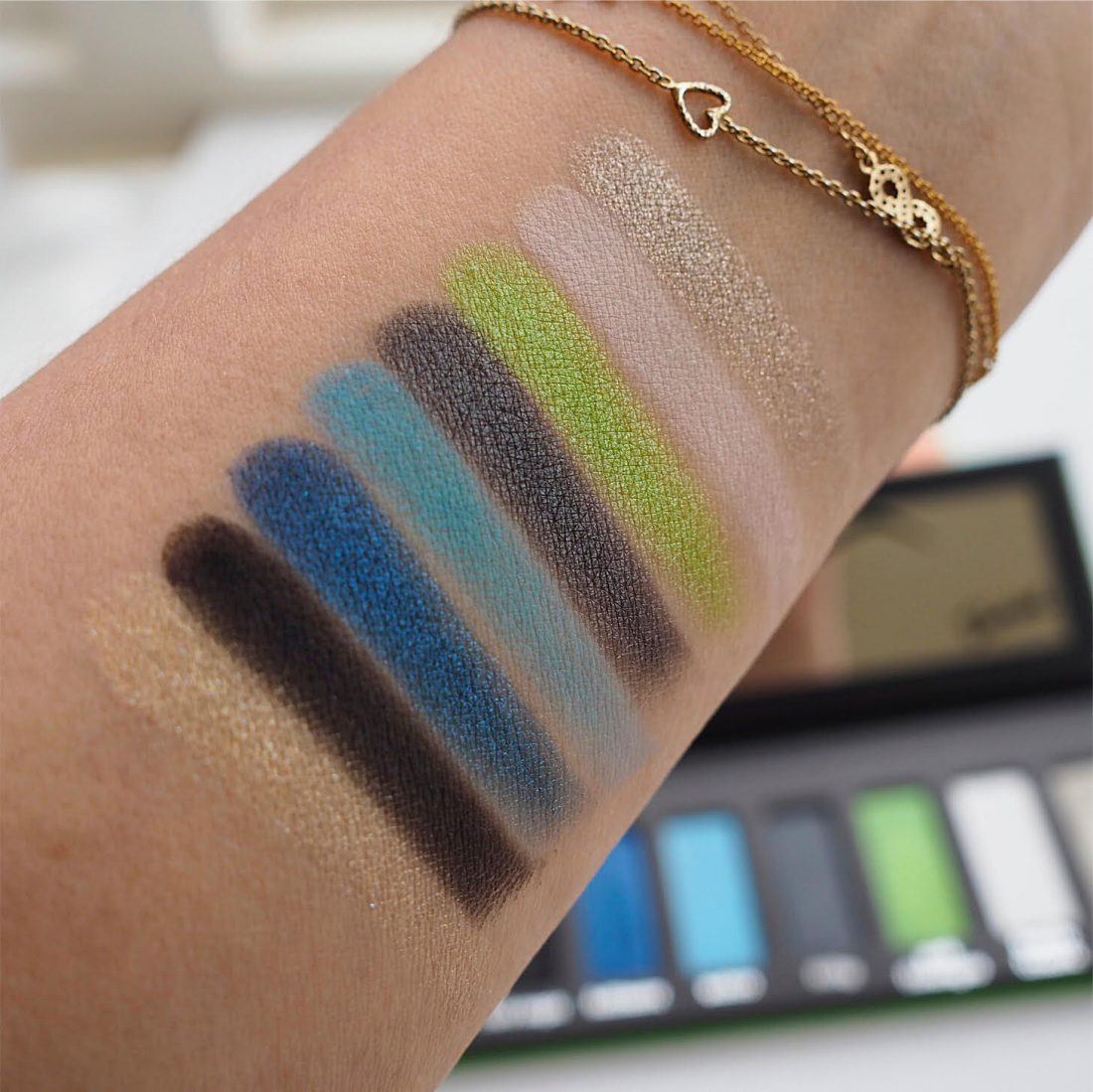 Kat Von D x Divine Palette / British Beauty Blogger