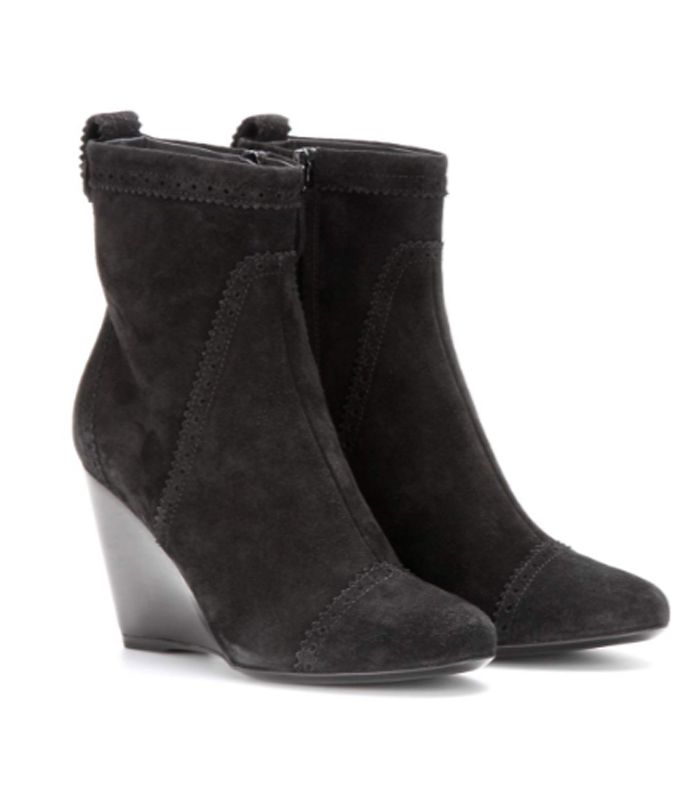 Ashley Olsen Just Made Wedge Ankle Boots Cool Again