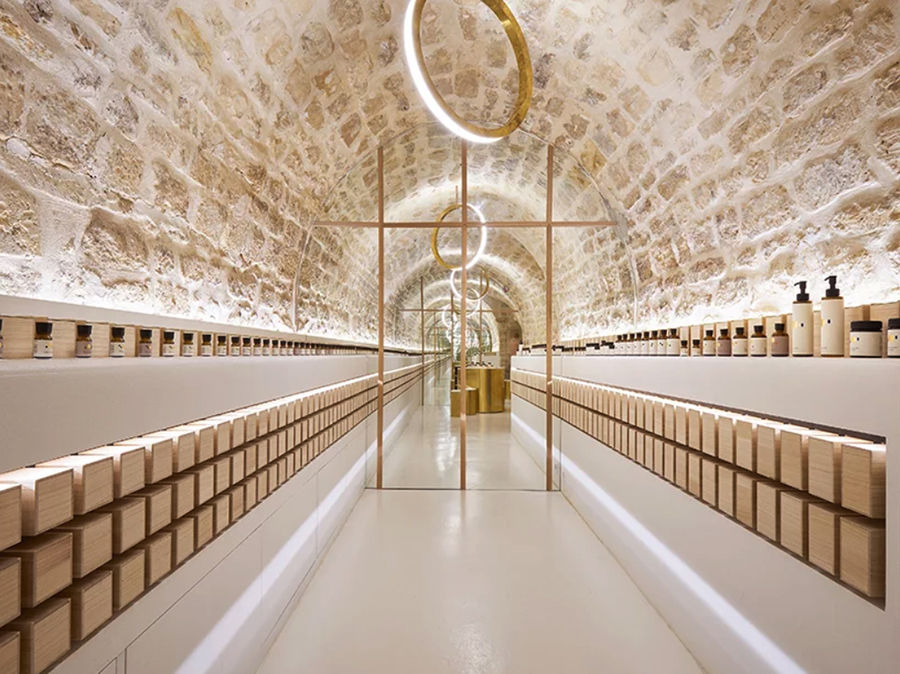 Japanese Cosmetics Brand EN Is Now in Paris – See Boutique’s Photos…