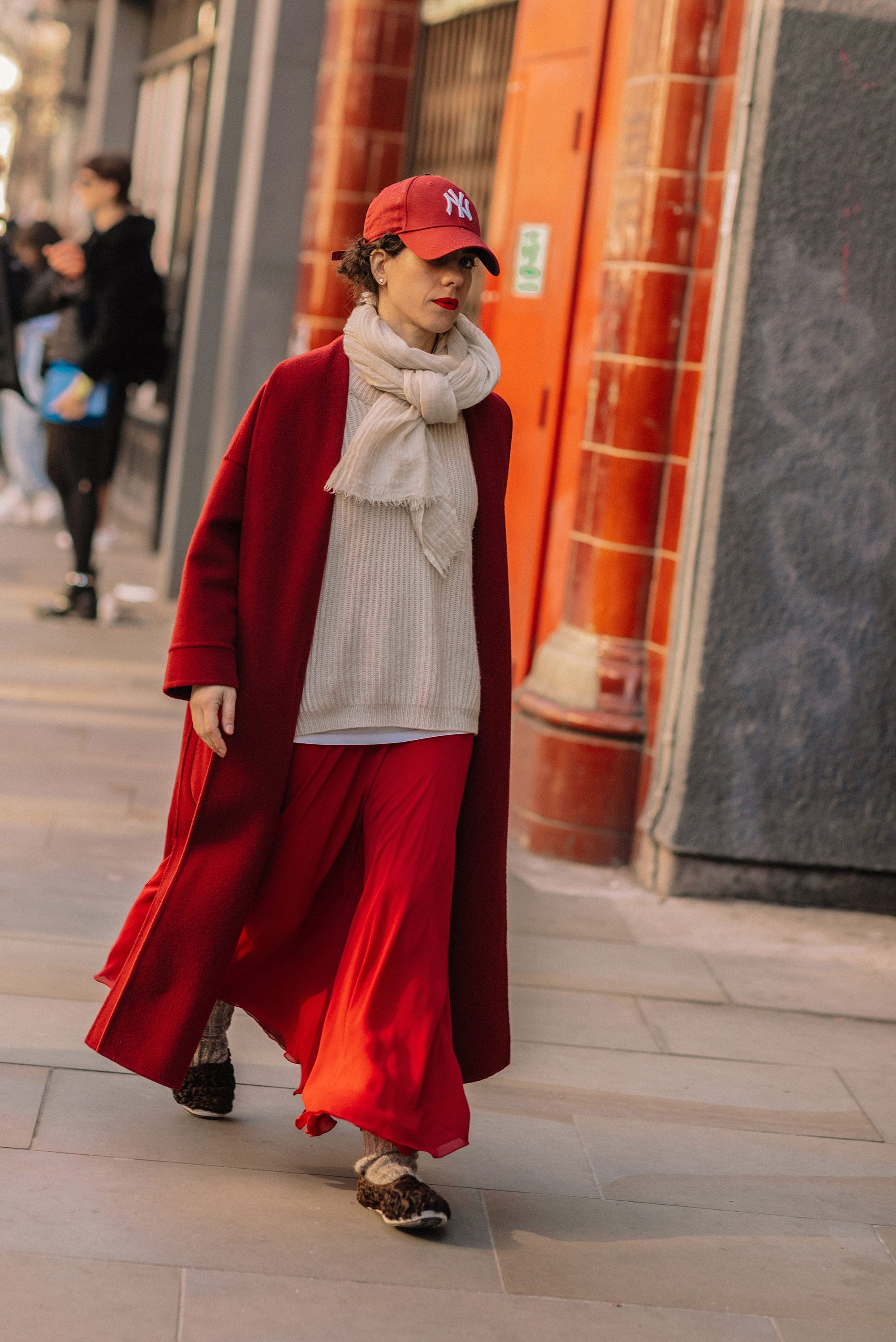 London Fashion Week. See The Best Street Style Looks!