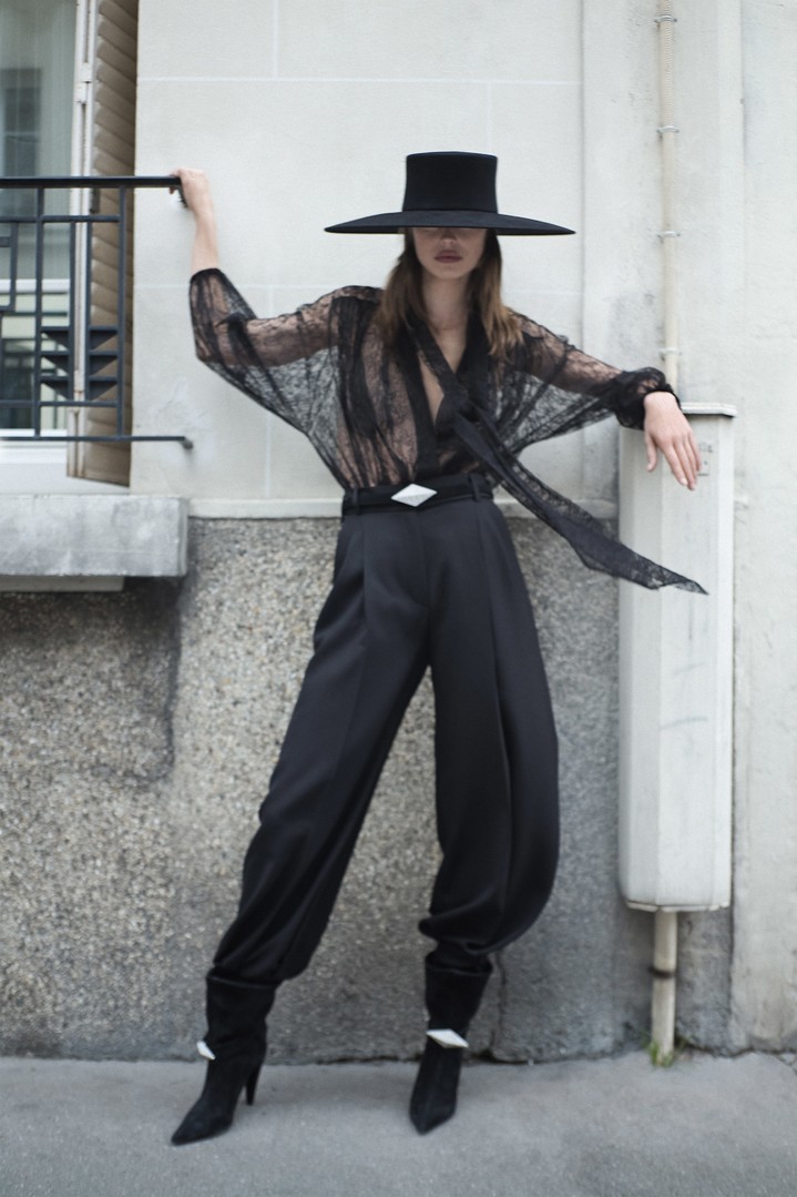 A new look at femininity in the Alexandre Vauthier fall-winter 2020 collection