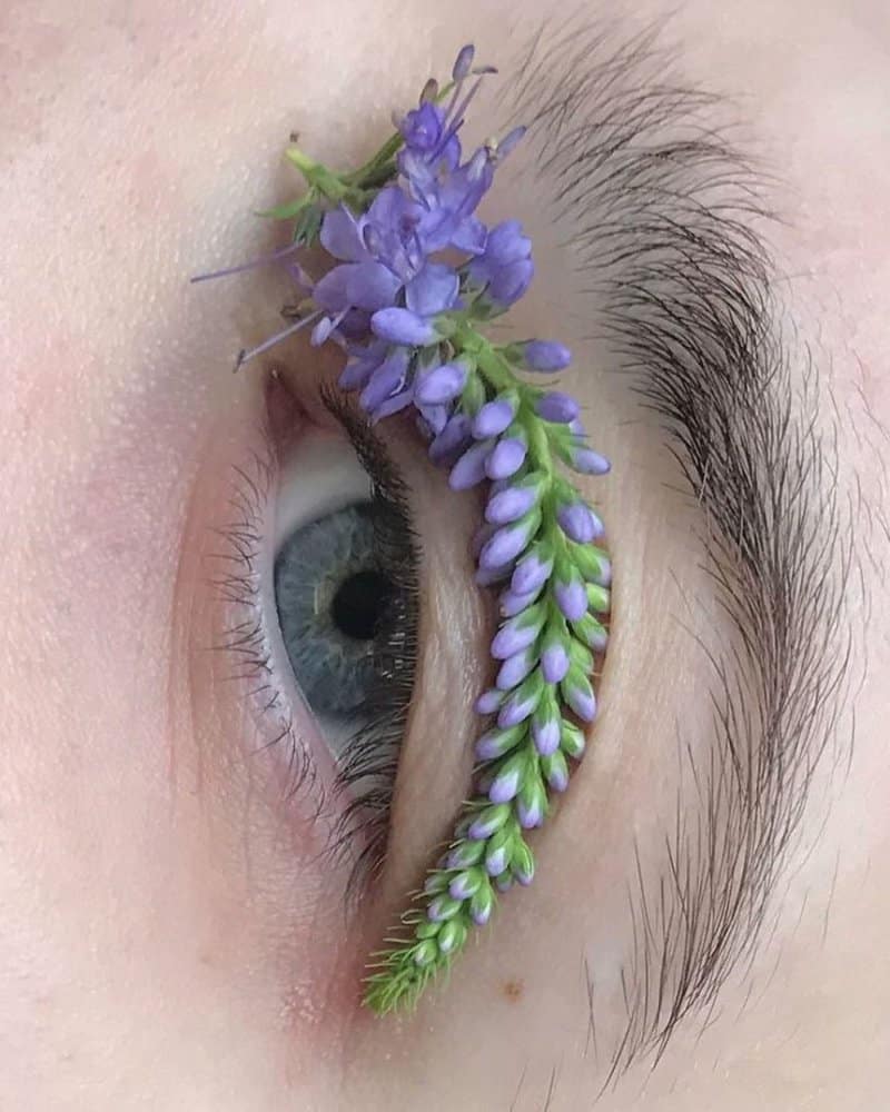 Children’s Tricks Used In Art Create Amazing Beauty Imagery From Petals, Leaves, Decorations and Wreaths of Flowers