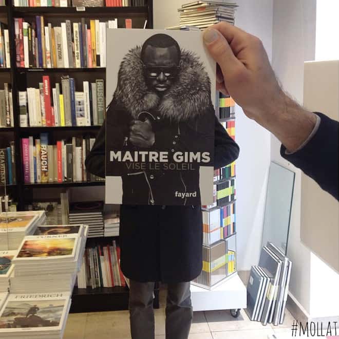 French Bookstore Librairie Mollat Customers Strategically Posing With Perfectly Matching Book Covers