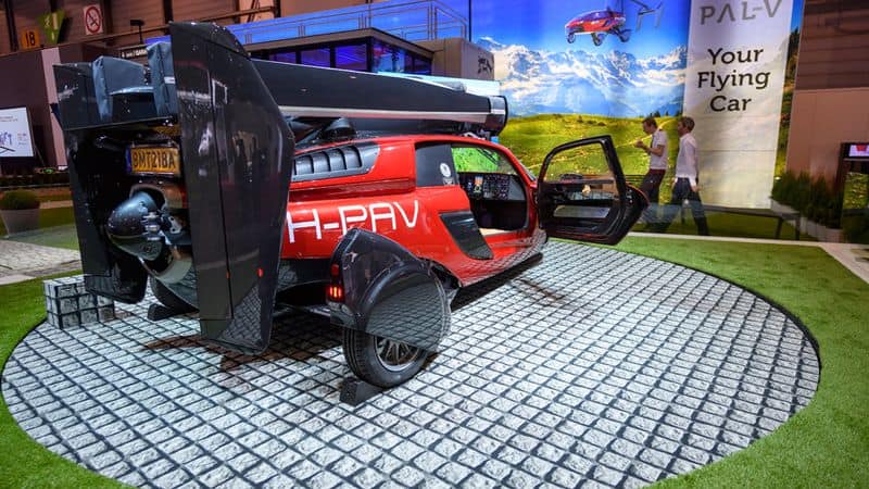Dutch company unveils flying vehicle at car show