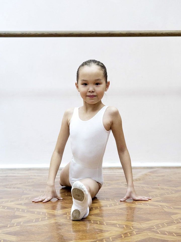 ‘Mowgli girl’ Who Survived Alone Aged 4 in Full of Bears Siberian Wild is a today’s Talented Young Ballerina
