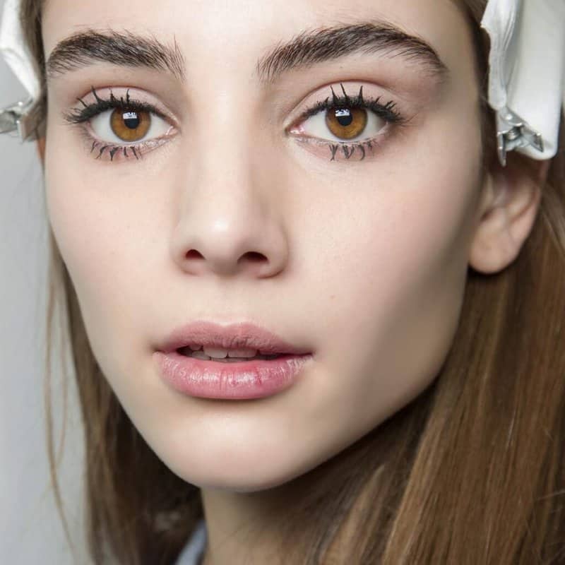 Trendy Eyebrows 2020: Soap Brows