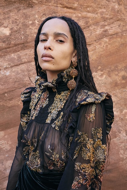 X-Men actress Zoe Kravitz poses in transparent blouse on naked body